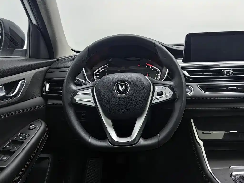 Changan CS75 — миниатюра 11
