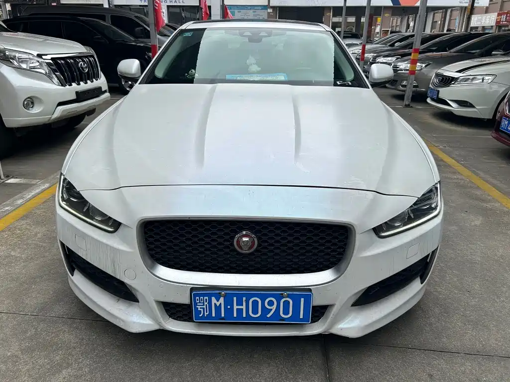 Jaguar XE 2018 2.0T 200PS R-Sport Sport