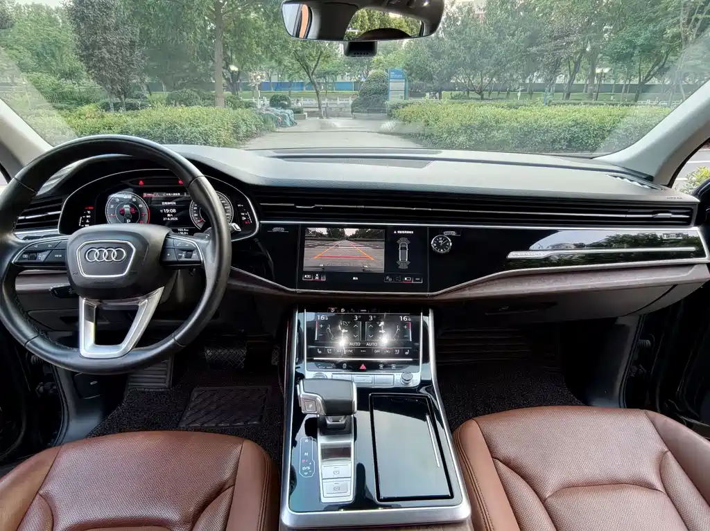 Audi Q7 2021 55 TFSI quattro S line Sport