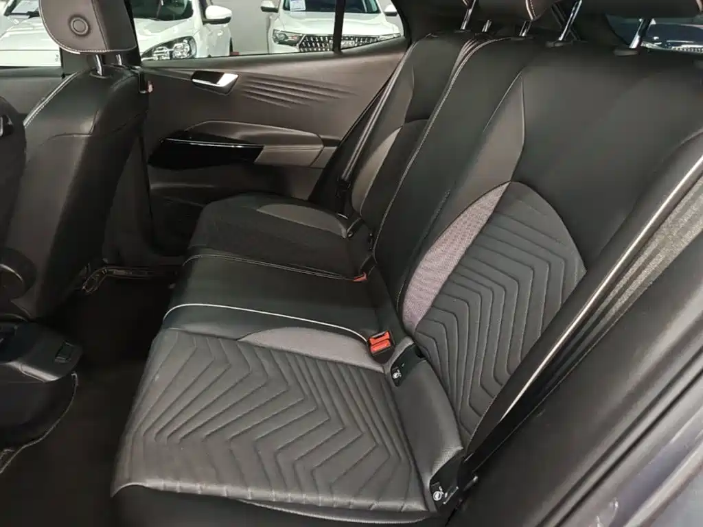 Volkswagen ID.3 — миниатюра 17