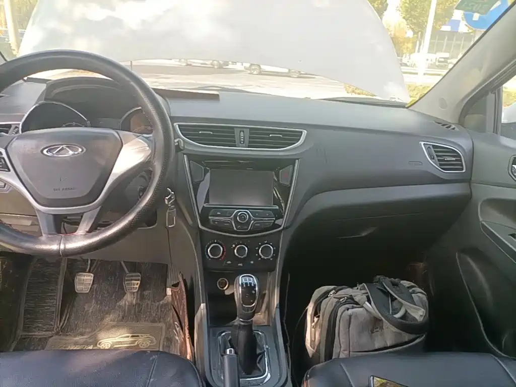Chery Arrizo 3 — миниатюра 13