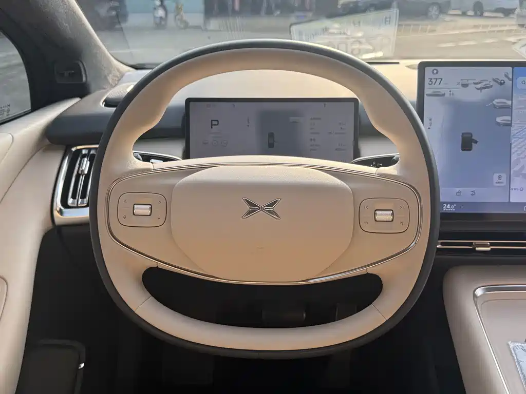 XPeng P7+ — миниатюра 15