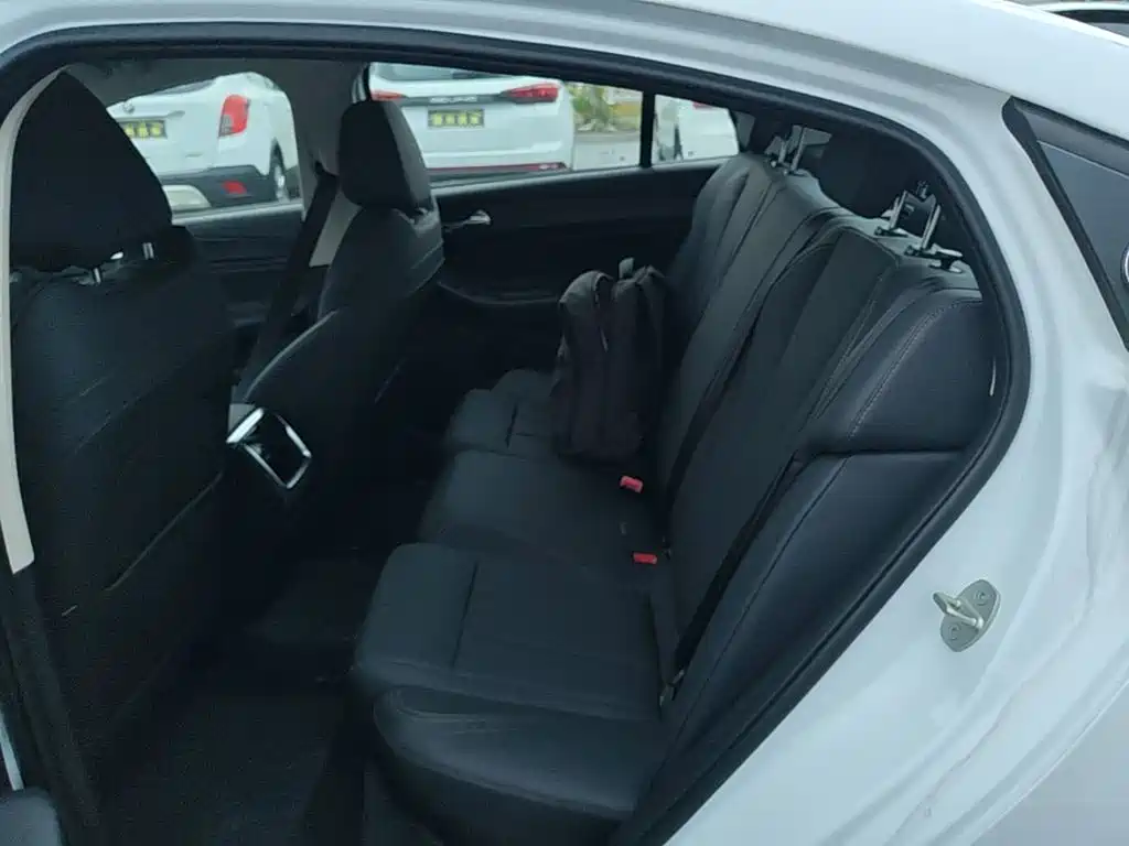 Chery Arrizo 5 PLUS — миниатюра 17