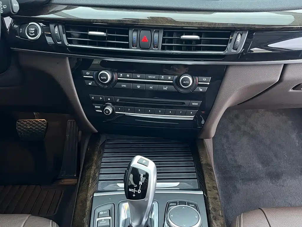 BMW X5 2018 xDrive28i