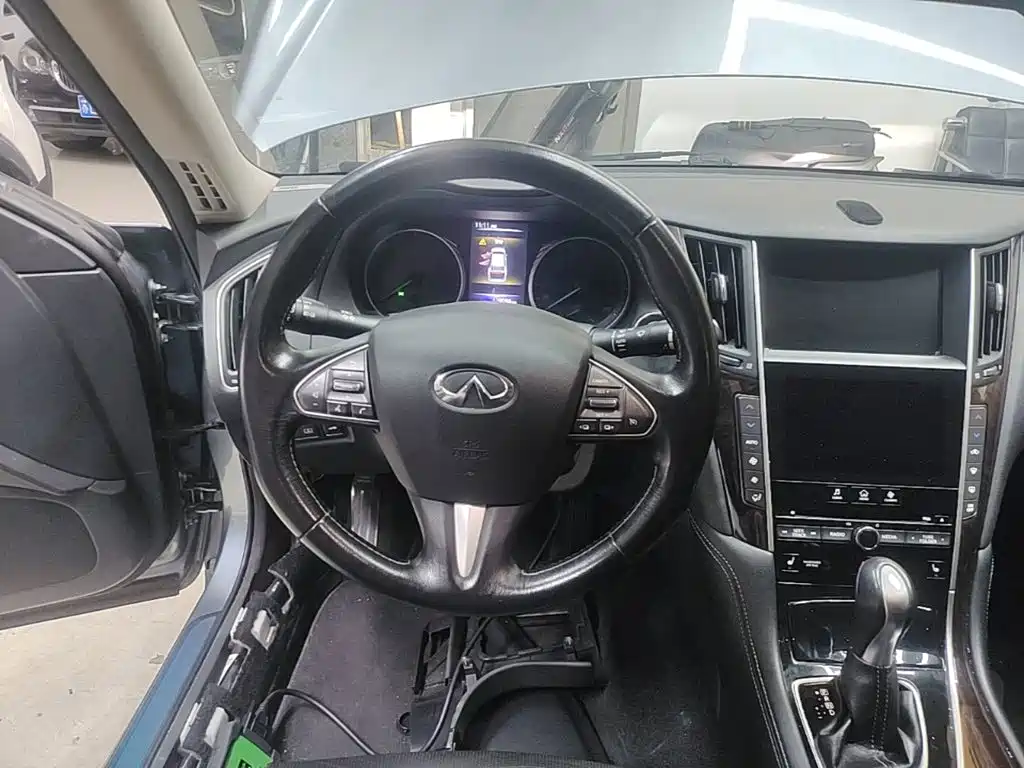 Infiniti Q50L — миниатюра 11