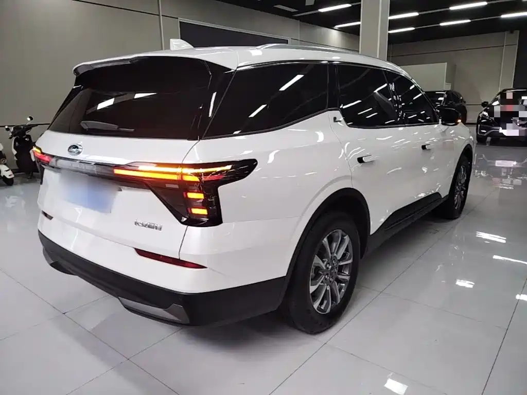 Ford Edge — миниатюра 7