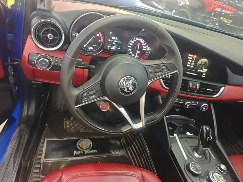 Alfa Romeo Giulia — миниатюра 17