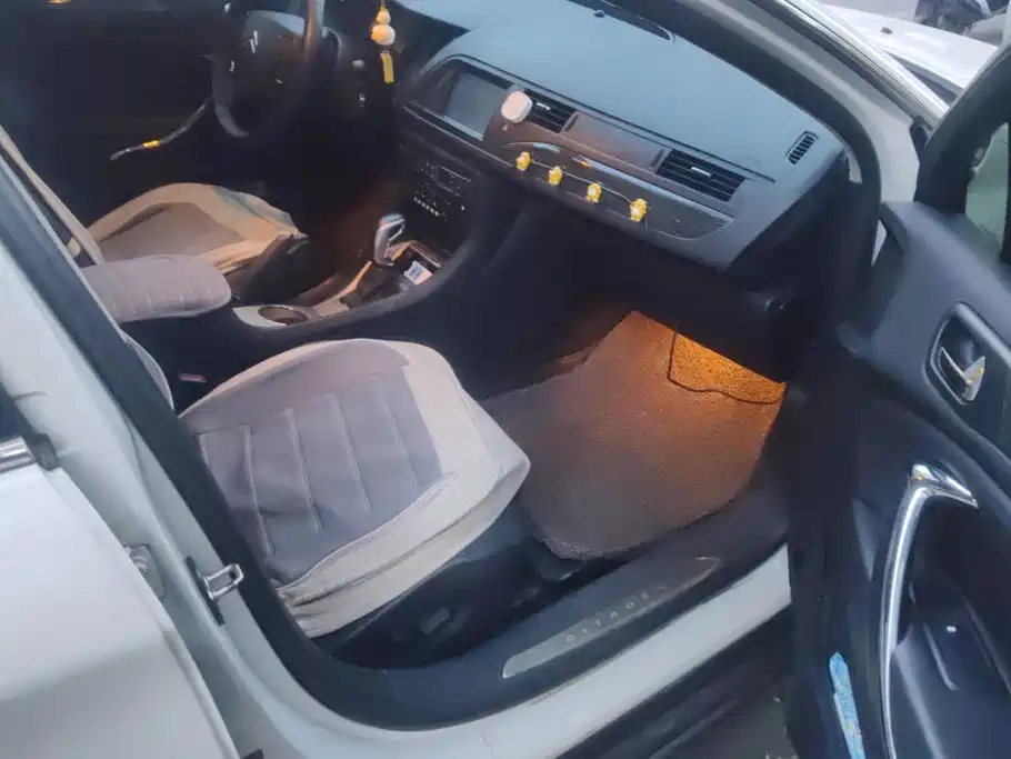 Citroen C5 — миниатюра 8