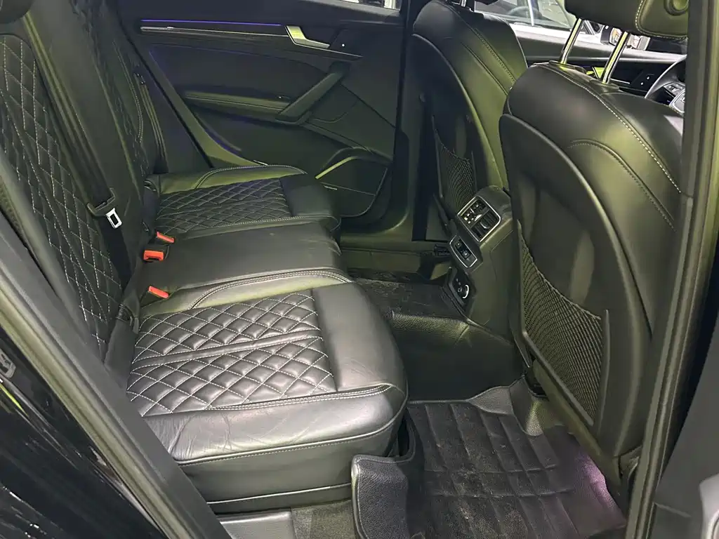 Audi Q5L Sportback — миниатюра 5