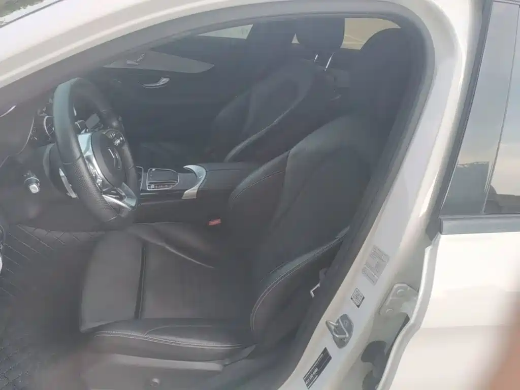 Mercedes-Benz C-Class — миниатюра 15