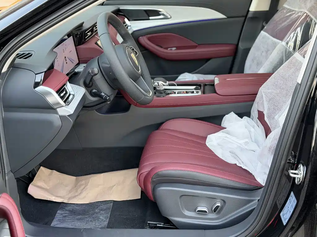 Hongqi Hongqi H5 — миниатюра 13