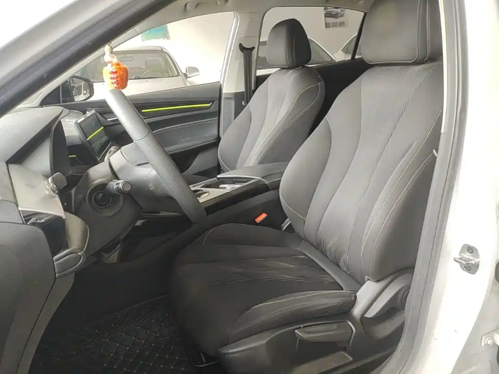 Roewe i5 — миниатюра 15