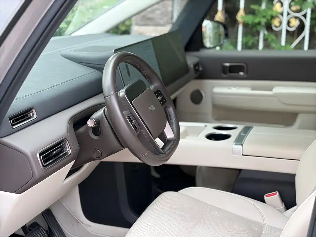 Li Auto Li MEGA — миниатюра 6