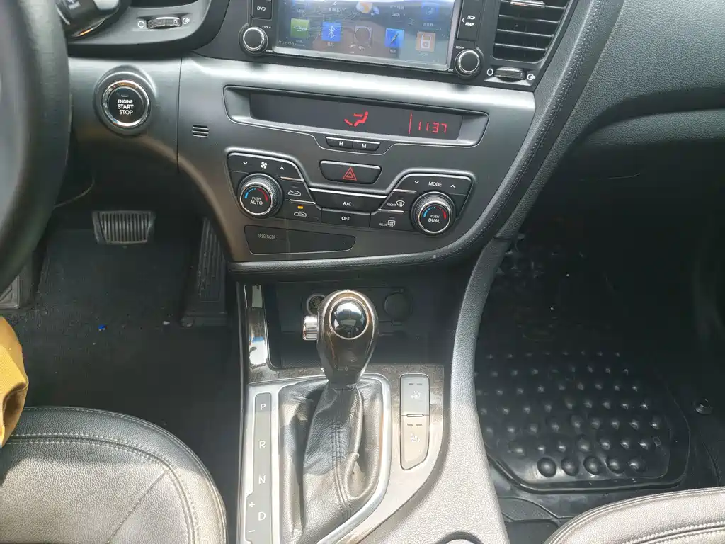 Kia K5 — миниатюра 15