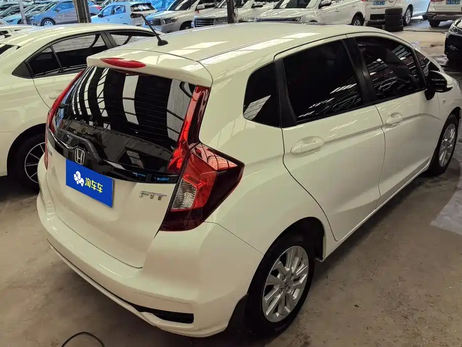 Honda Fit — миниатюра 3