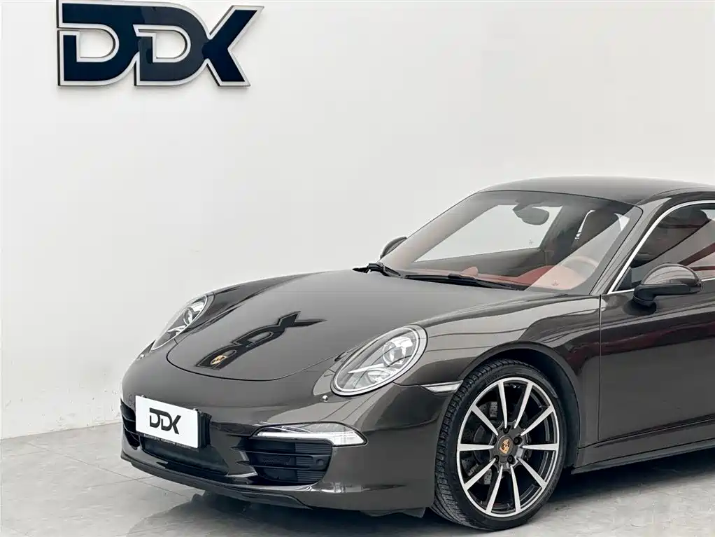 Porsche 911 2013 Carrera 4 3.4L