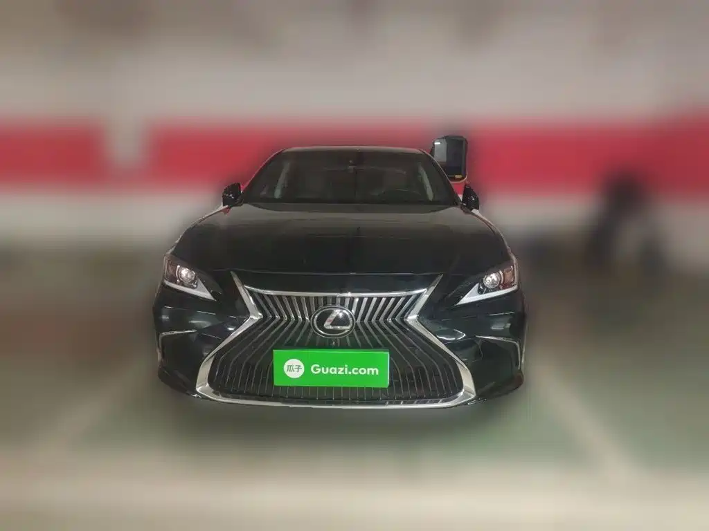 Lexus ES — миниатюра 2
