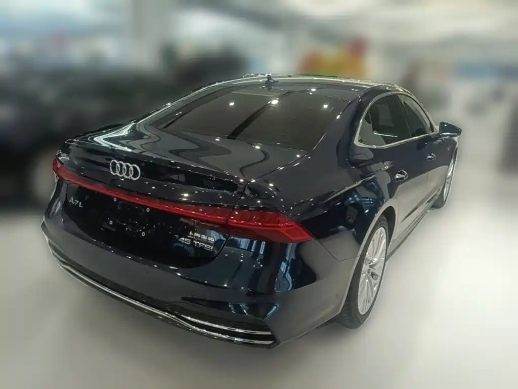 Audi A7L — миниатюра 12
