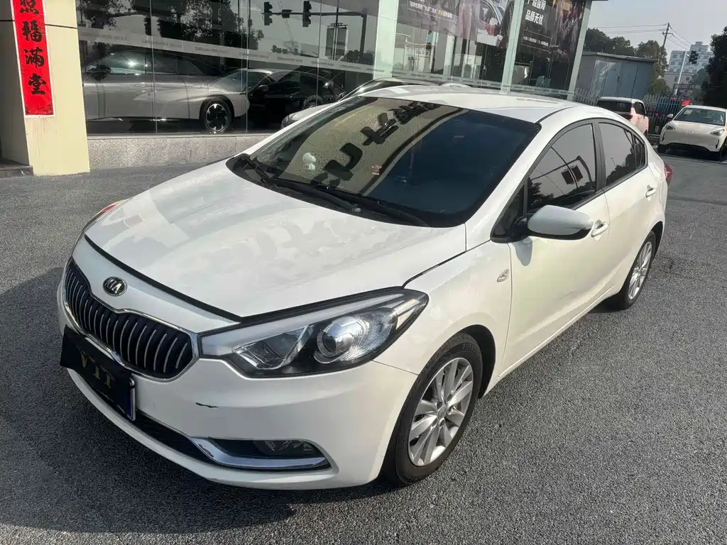 Kia K3 2013