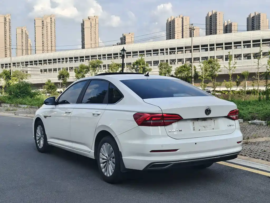 Volkswagen Lavida — миниатюра 9