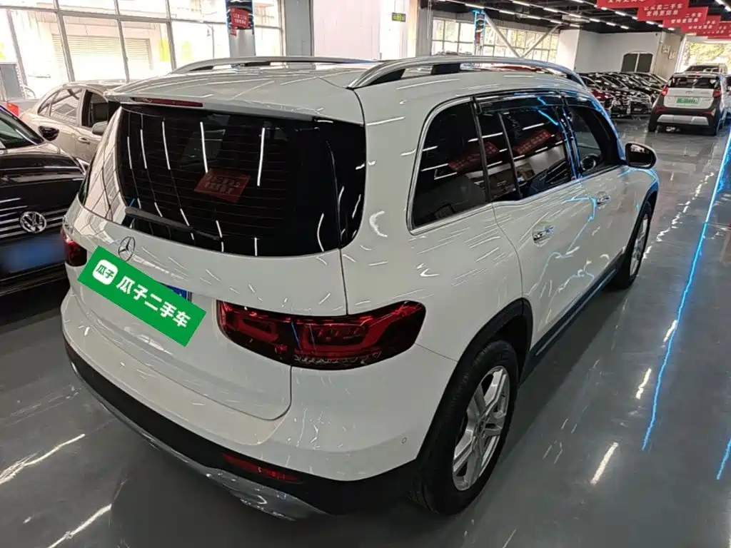 Mercedes-Benz GLB — миниатюра 7