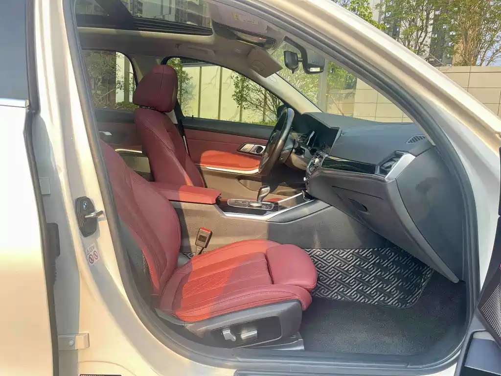 BMW 3 Series — миниатюра 13