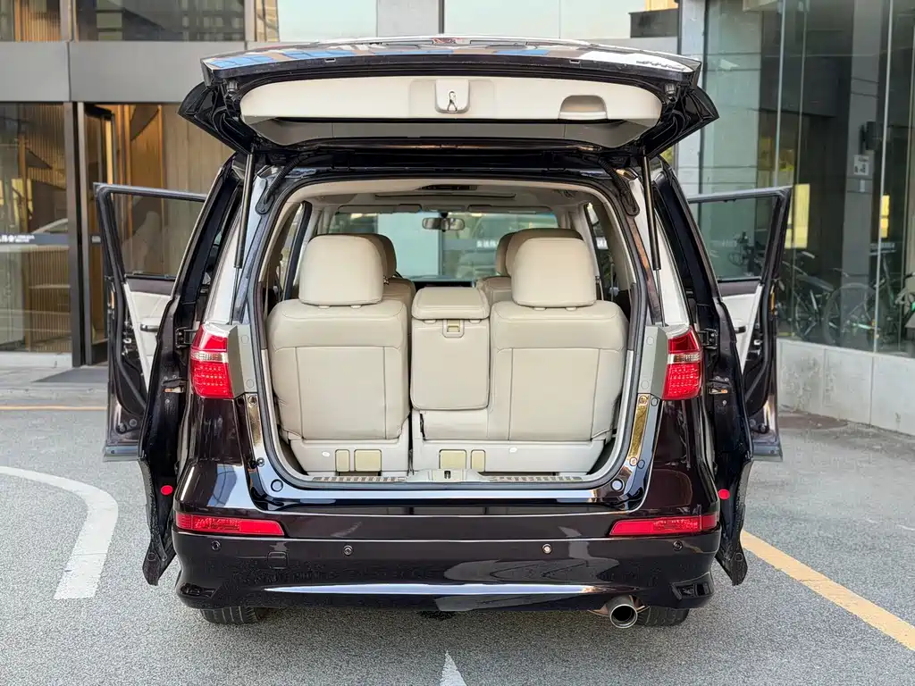 Honda Elysion — миниатюра 14