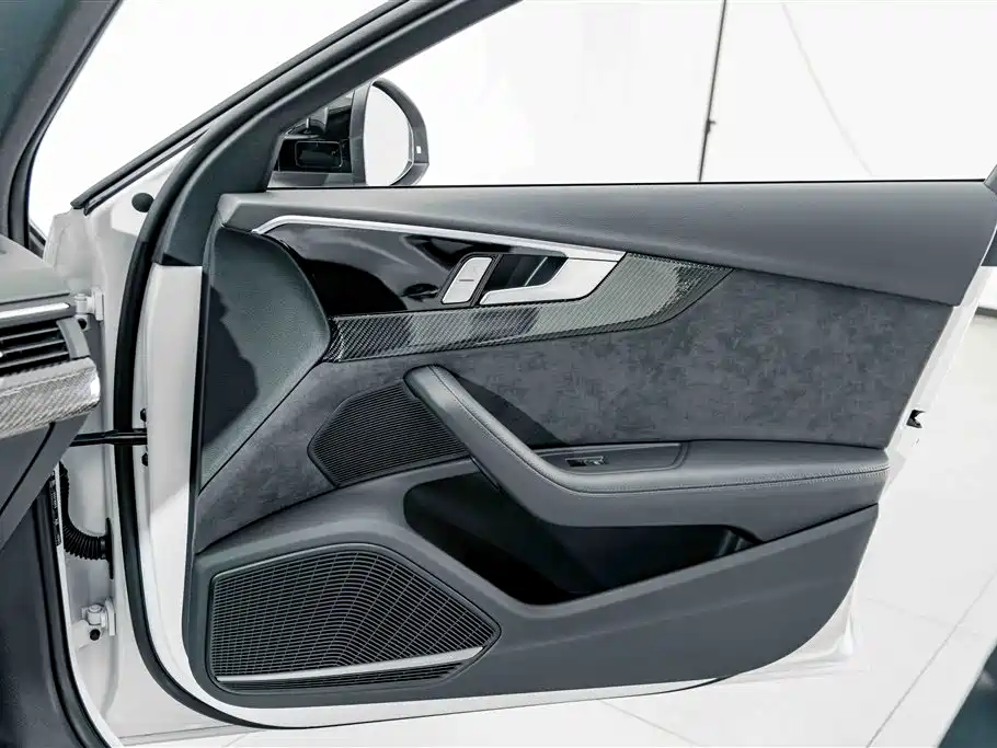 Audi A4L — миниатюра 15