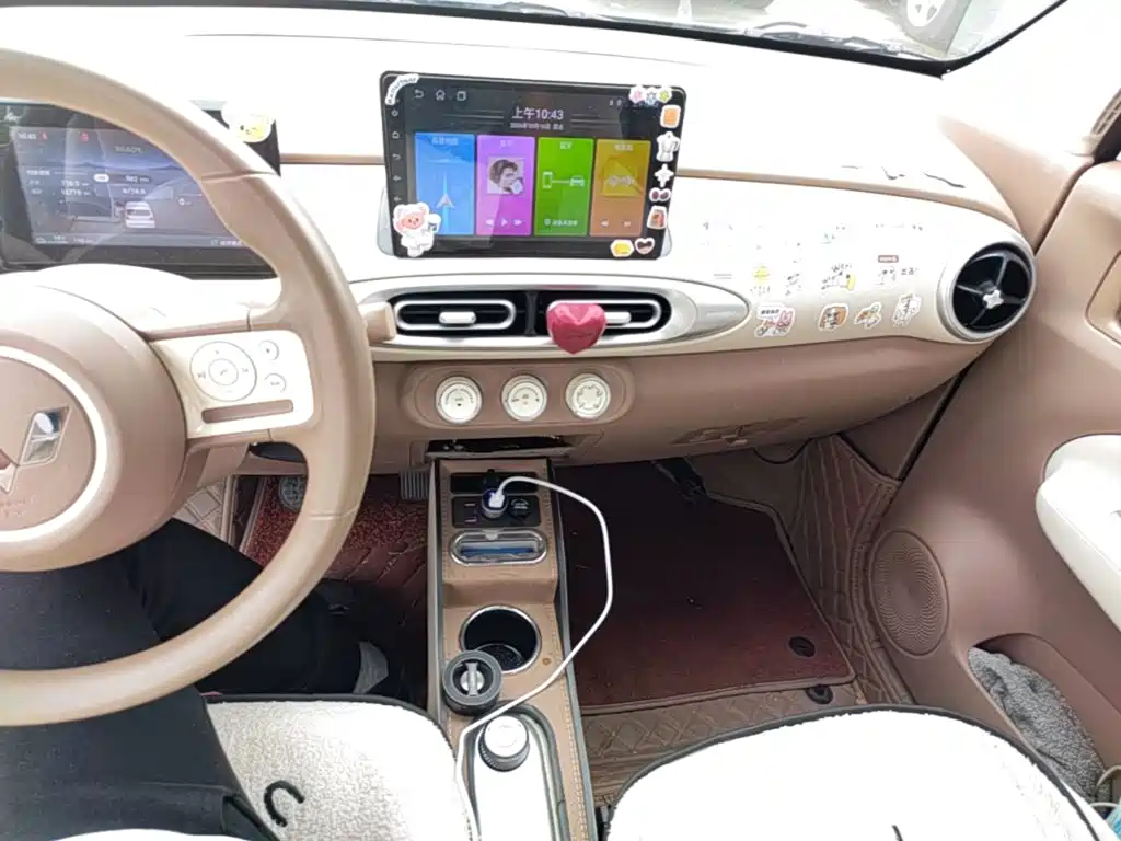 Wuling MINIEV — миниатюра 13