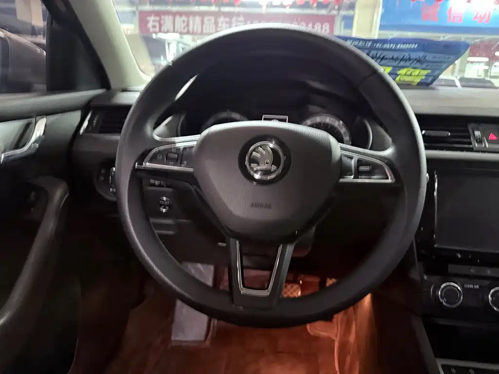Skoda Octavia — миниатюра 14