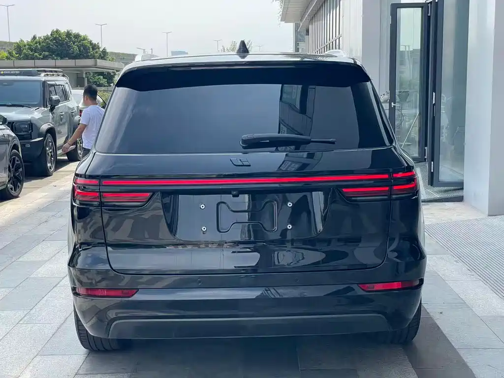 Li Auto Li ONE — миниатюра 16
