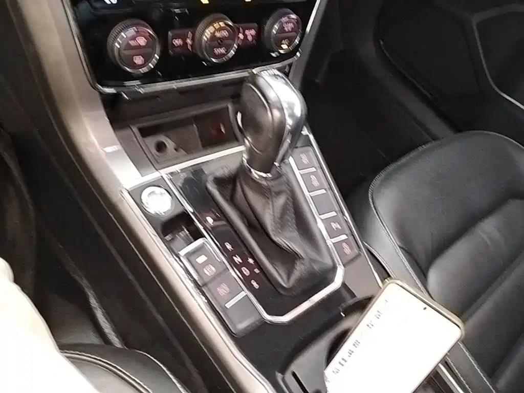 Volkswagen Passat — миниатюра 14