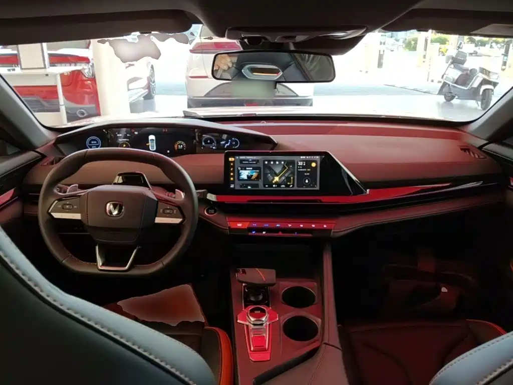 Changan UNI-V — миниатюра 10