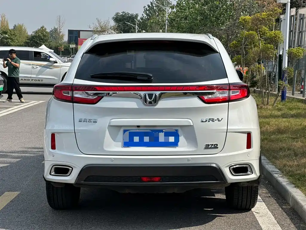 Honda UR-V — миниатюра 5