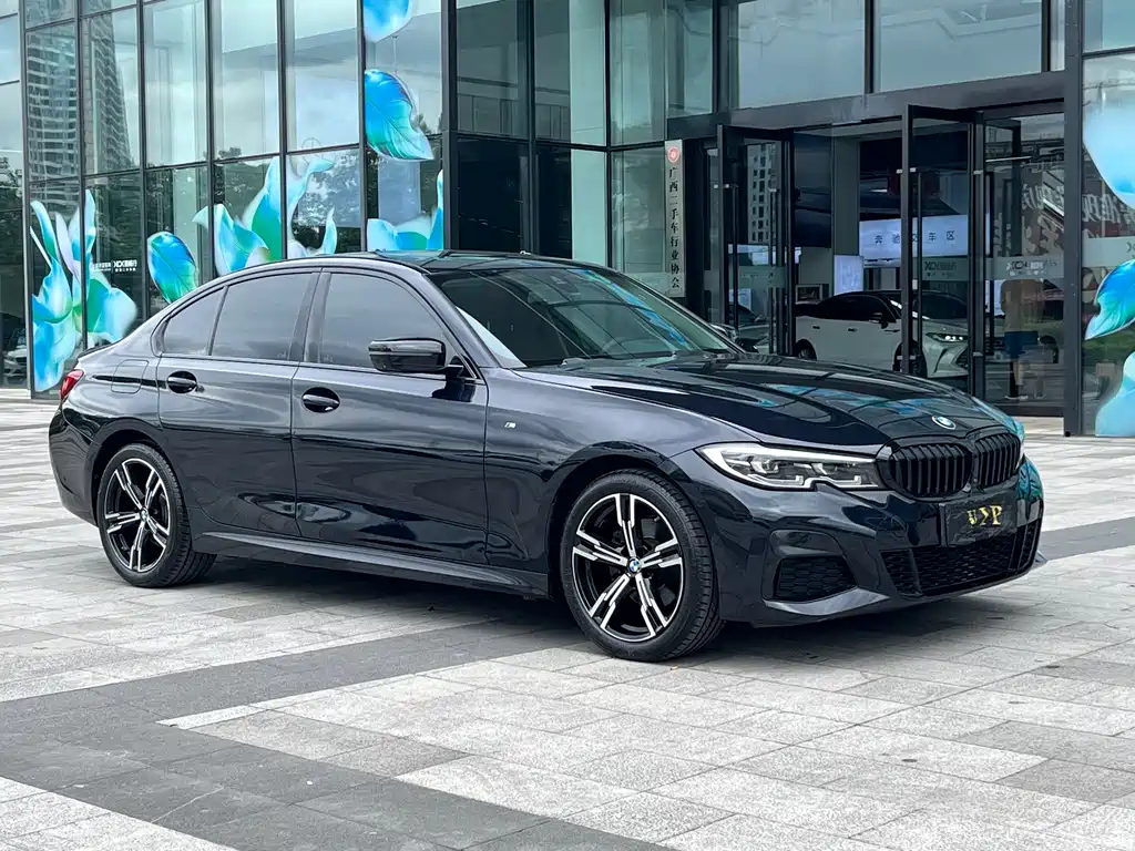 BMW 3 Series — миниатюра 3