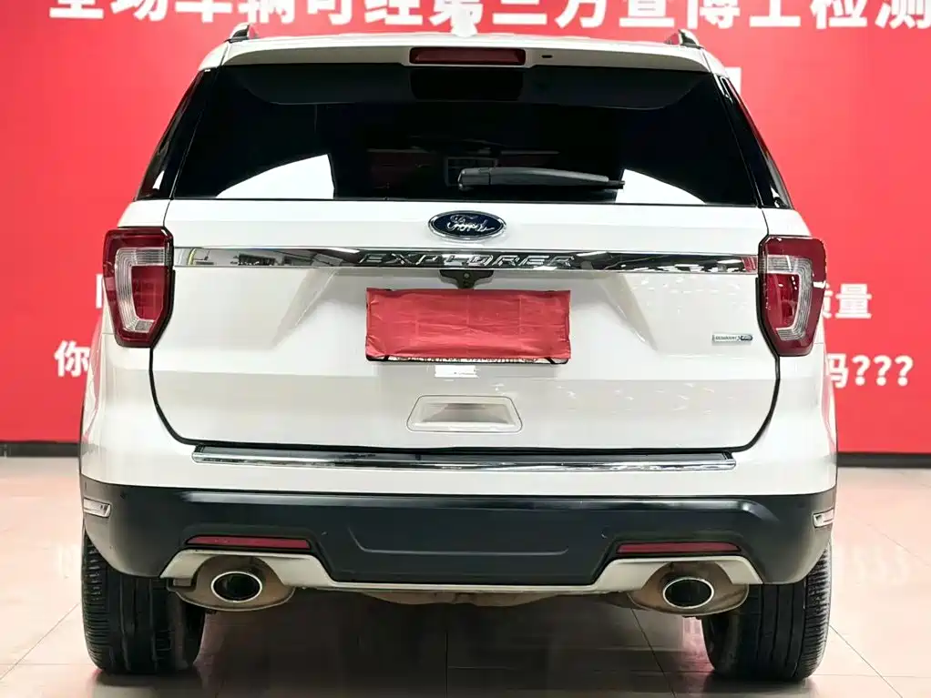 Ford Explorer (Import) — миниатюра 5