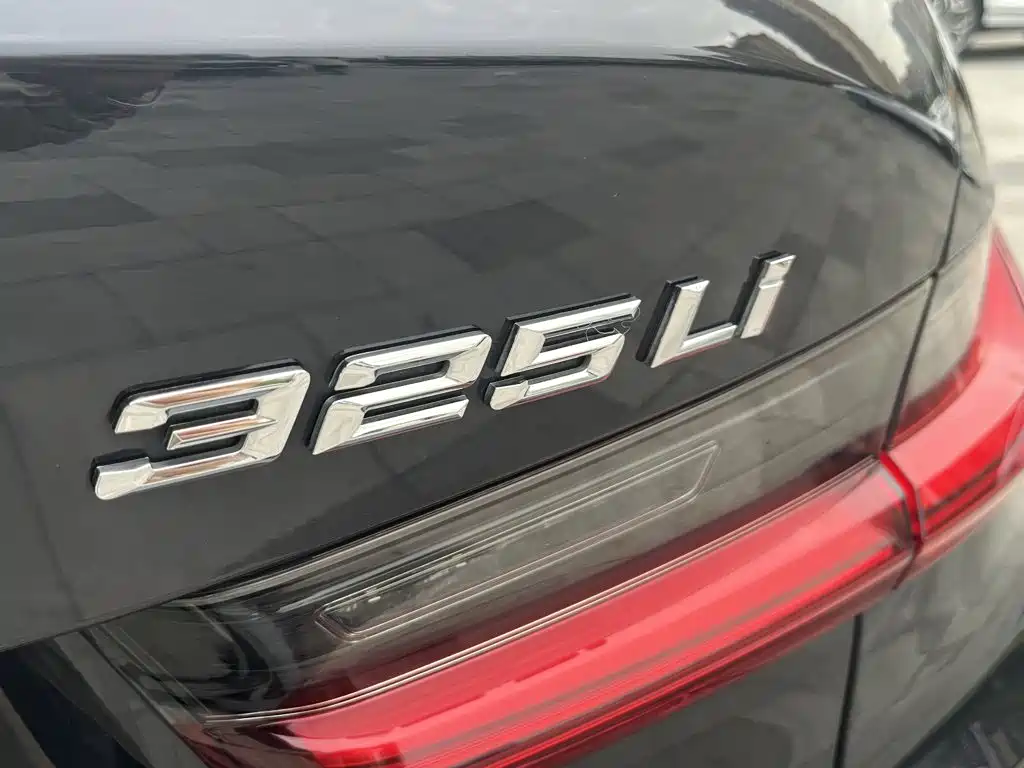 BMW 3 Series — миниатюра 32