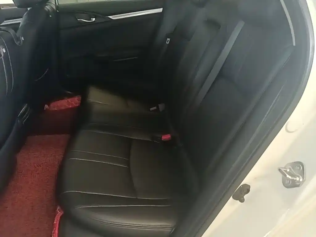 Honda Civic — миниатюра 17