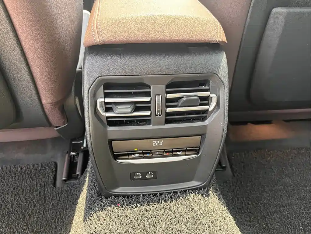 BMW 3 Series — миниатюра 17