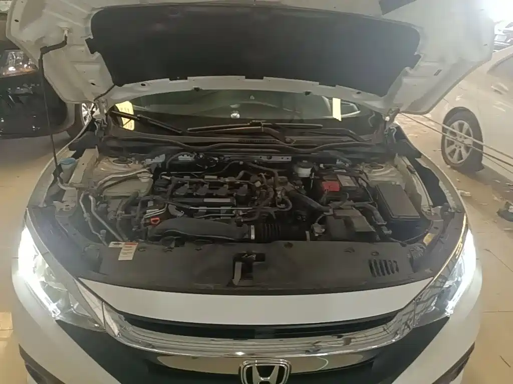 Honda Civic — миниатюра 20