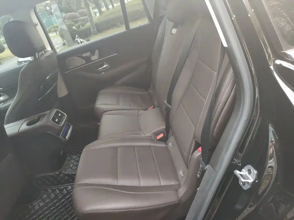 Mercedes-Benz GLS — миниатюра 15