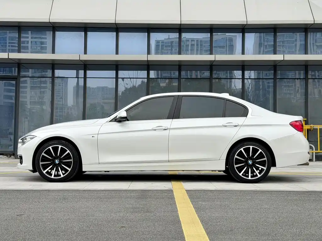BMW 3 Series — миниатюра 3