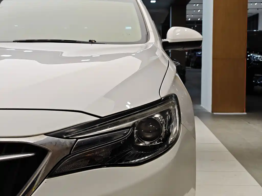 Buick Excelle — миниатюра 2