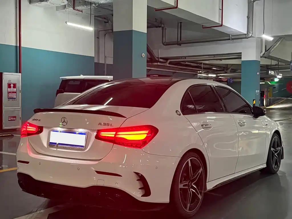 MERCEDES-BENZ A CLASS AMG