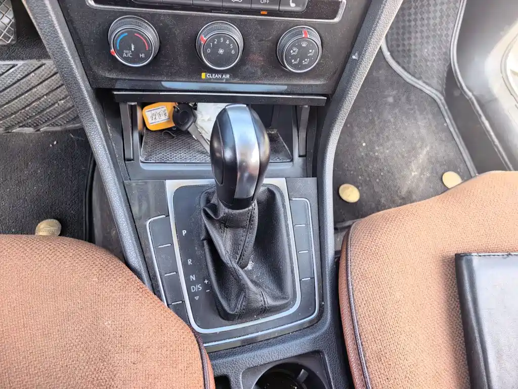 Volkswagen Golf — миниатюра 15