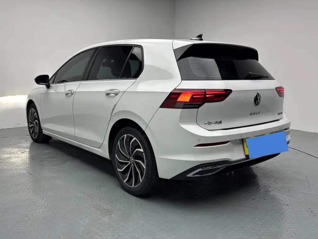 Volkswagen Golf — миниатюра 8