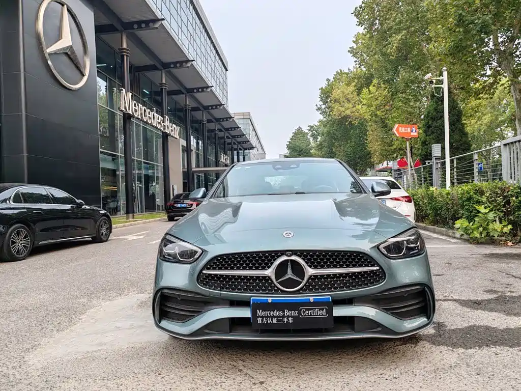 Mercedes-Benz C-Class — миниатюра 5