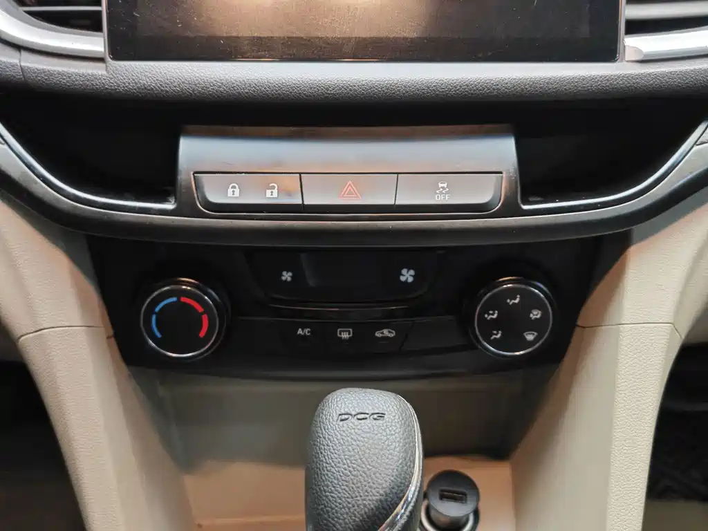 Buick Excelle — миниатюра 14