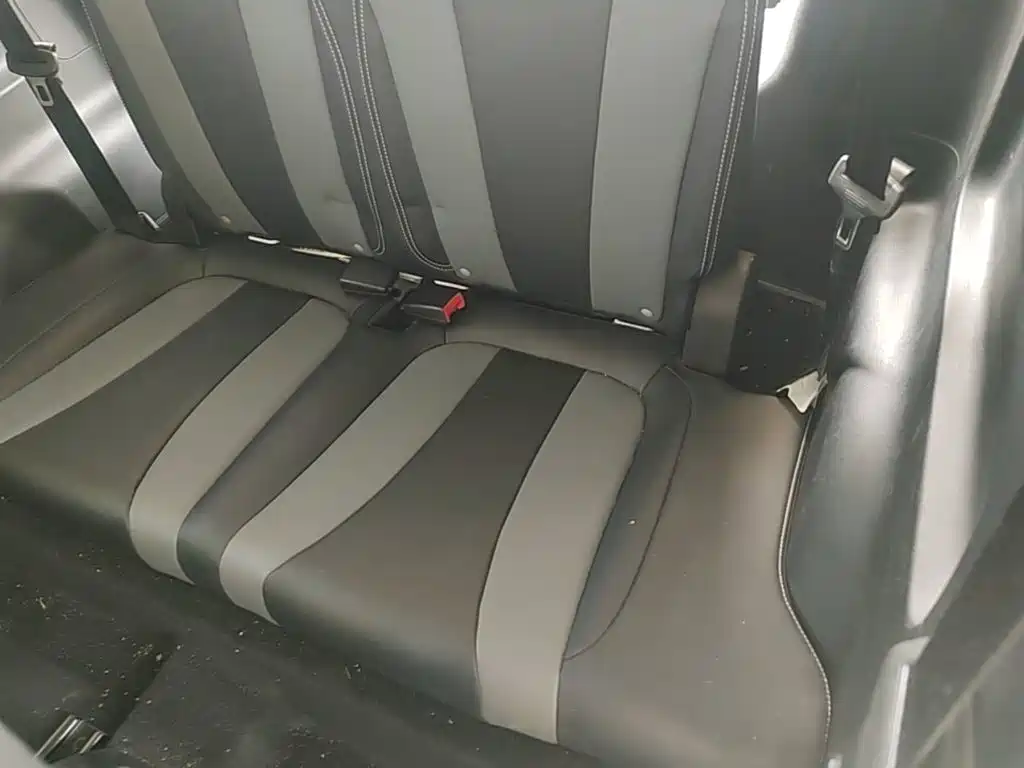 Roewe Clever — миниатюра 17