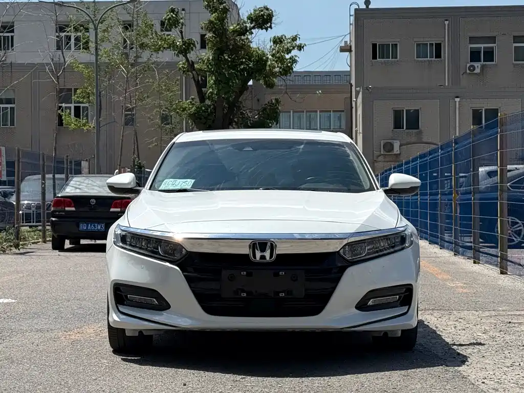 Honda Accord — миниатюра 2